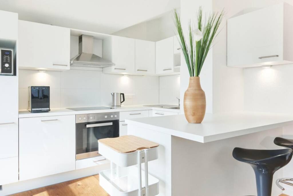 Criston Apartments - Calm Cityhome M Тюбинген Экстерьер фото